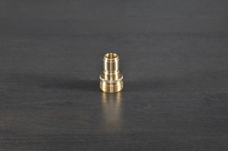 Brass Garden Hose Quick-Disconnect Plug – 3/4-Inch Male Fitting 1