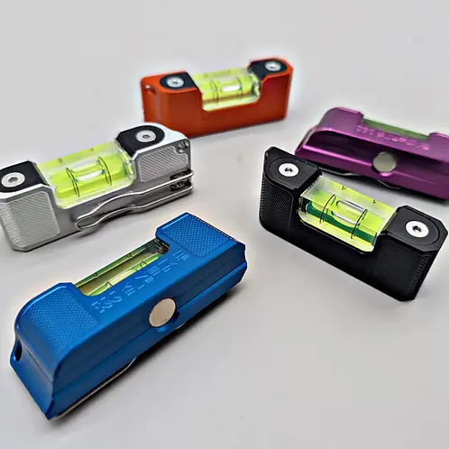 Kinetic Customs Pocket Level – Compact Precision Bubble Level 1