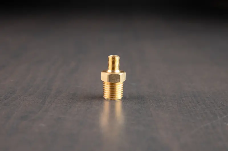 Locknflate Tire Inflator Adapter: 1/4" Npt Male To Schrader Valve 1
