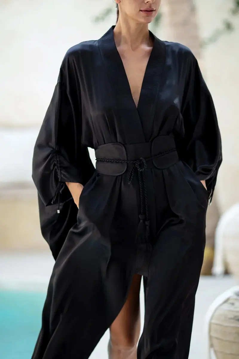 Mineko Luxe Silk Kimono – Available In Two Elegant Hues 1