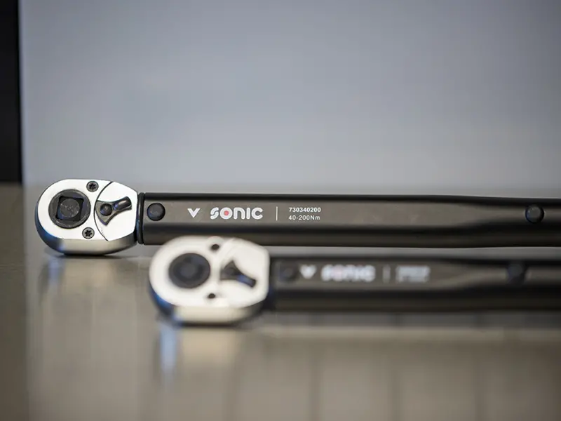 Sonic Two-Way Adjustable Torque Wrench Set – Dual-Direction Calibration 1